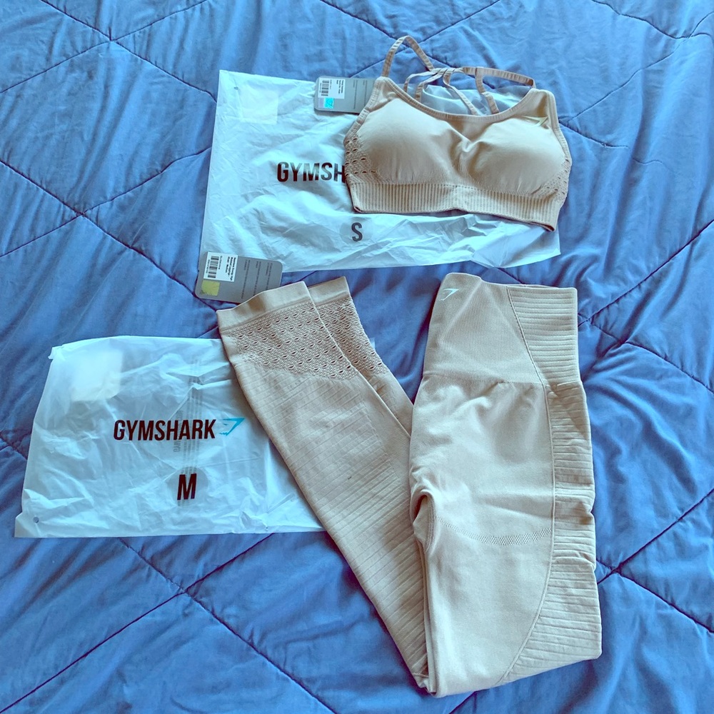 Gym Shark Energy Bra and Leggings